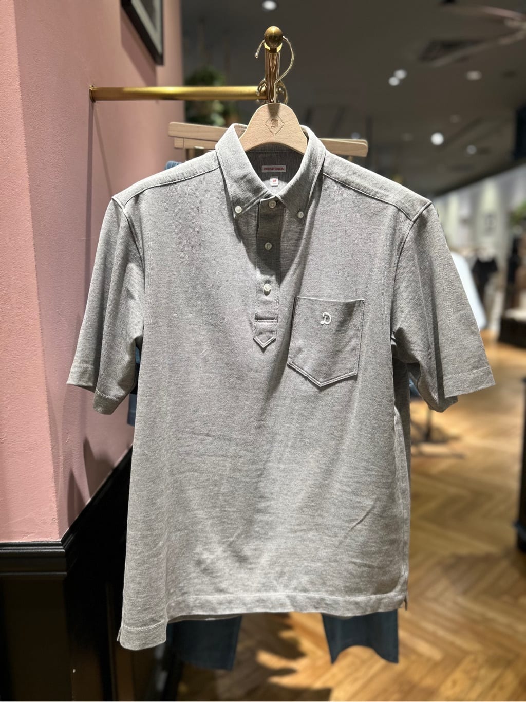 須田　慎二郎さんの「DRESSTERIOR｜」を使ったコーディネート