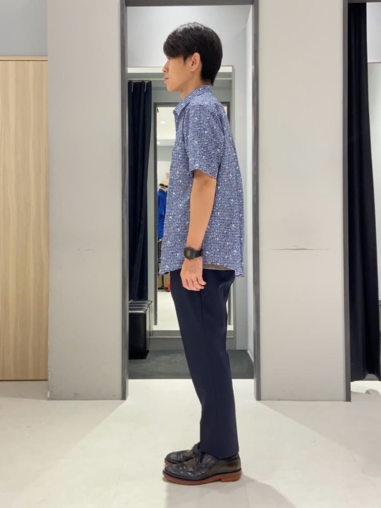 わいずみさんの「TAKEO KIKUCHI｜【撥水】ライトウェイト ボディバッグ」を使ったコーディネート