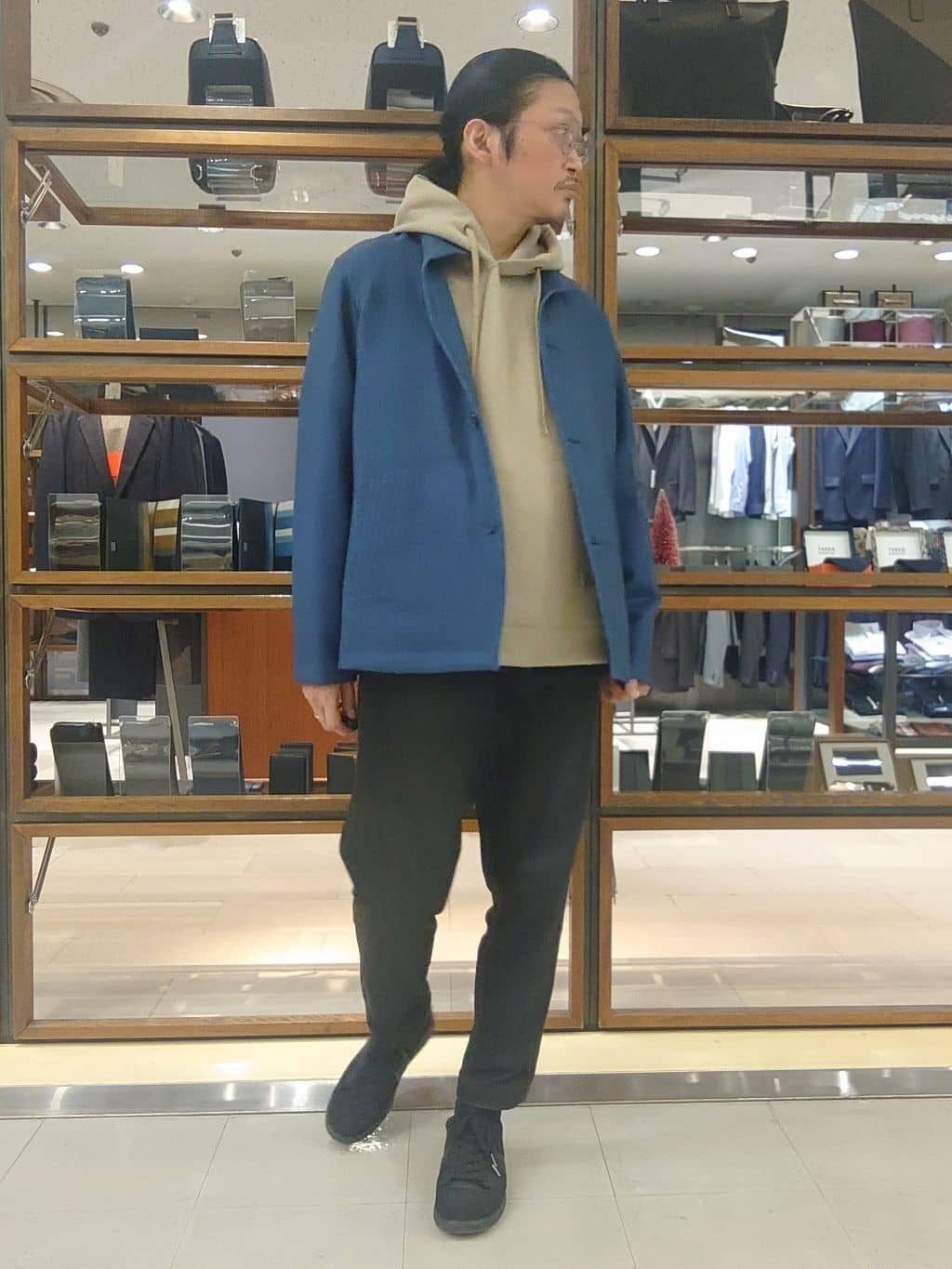 かしげるさんの「TAKEO KIKUCHI｜【DOWN FABRIC】ダウンファブリック スタンドカラーブルゾン」を使ったコーディネート