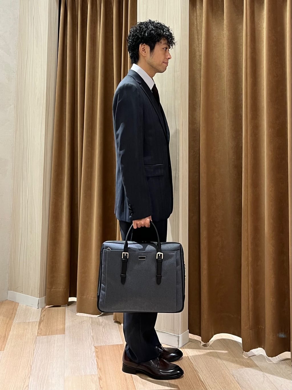 URAさんの「TAKEO KIKUCHI｜日本製 Uチップ ドレスシューズ」を使ったコーディネート