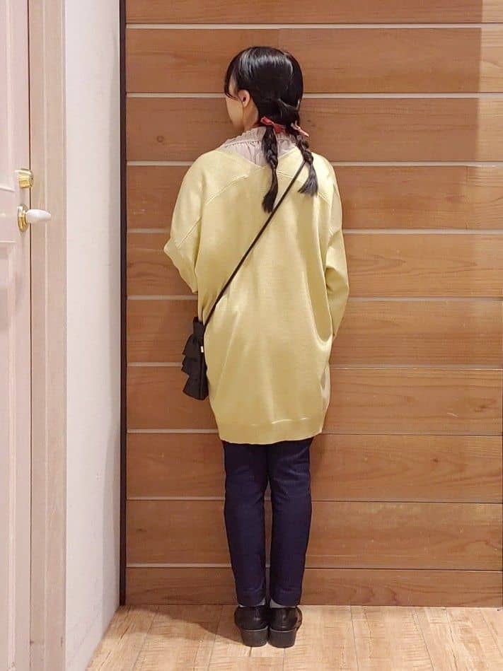 remiiiさんの「SHOO･LA･RUE｜【SS-3L/無理せずスリム】 ぐんぐん伸びる イージーテーパードパンツ」を使ったコーディネート