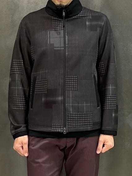 coheyさんの「TAKEO KIKUCHI｜【全7サイズ&times;8色展開！】トップマルチヘリンボン パンツ」を使ったコーディネート