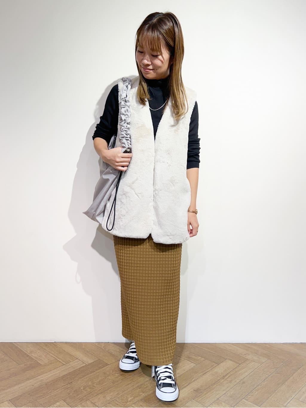 meeさんの「OPAQUE.CLIP｜CONVERSE キャンバス オールスター HI」を使ったコーディネート