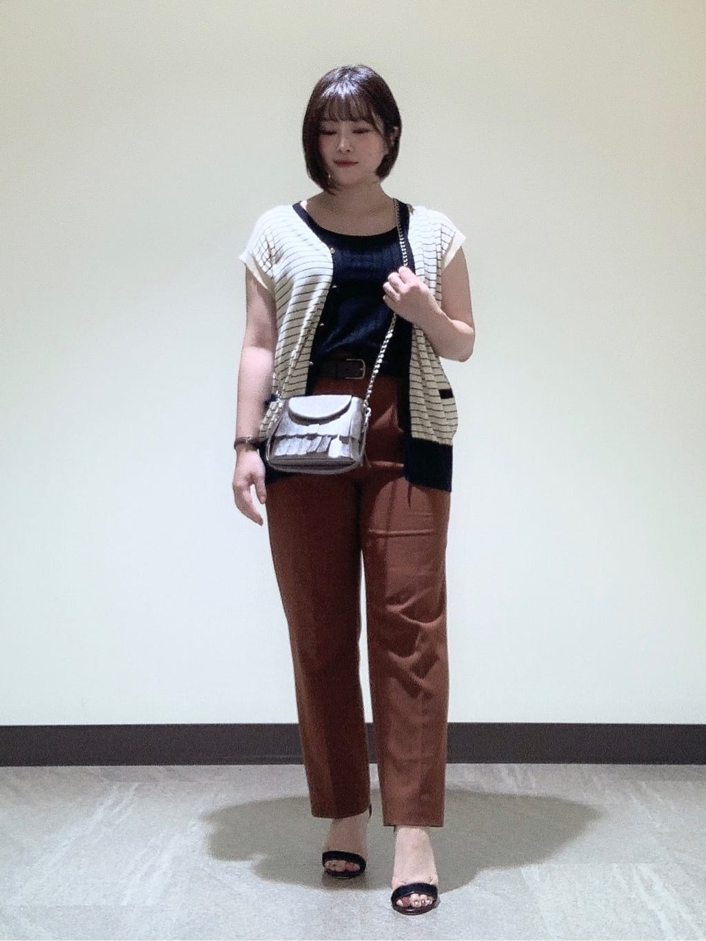 mさんの「HIROKO HAYASHI｜チェーン付長財布用 ロングチェーン」を使ったコーディネート