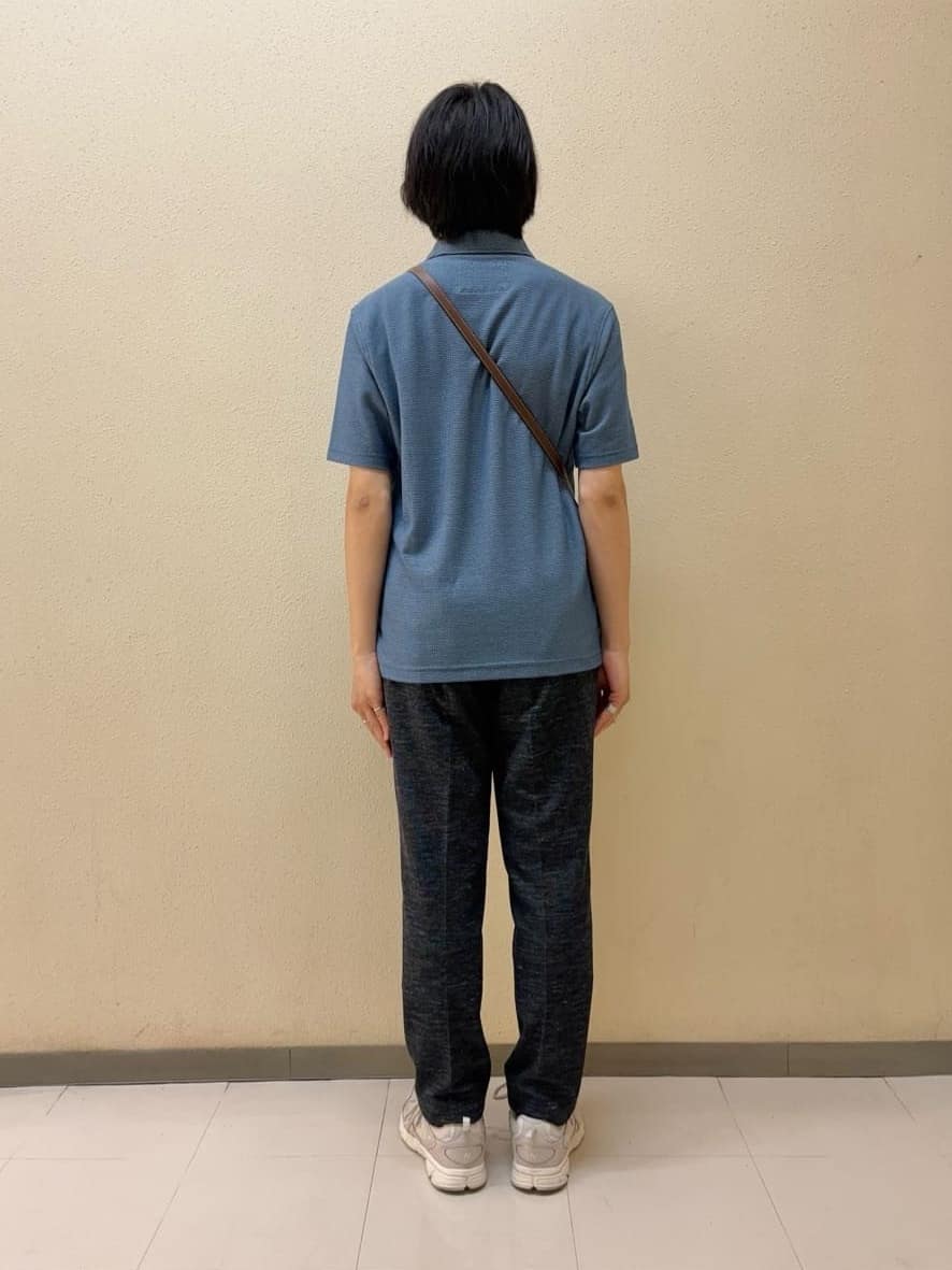 及川さんの「TAKEO KIKUCHI｜【抗菌防臭／9色5サイズ展開】ハニカムメランジ ポロシャツ」を使ったコーディネート