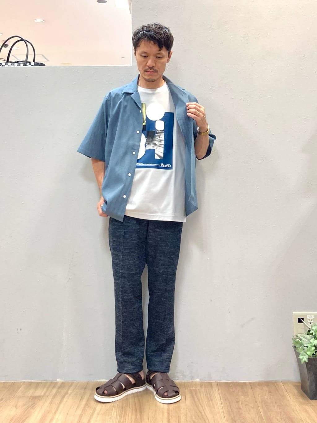 シュンさんの「TAKEO KIKUCHI｜【尾州織】リネンブレンド メッシュパンツ」を使ったコーディネート