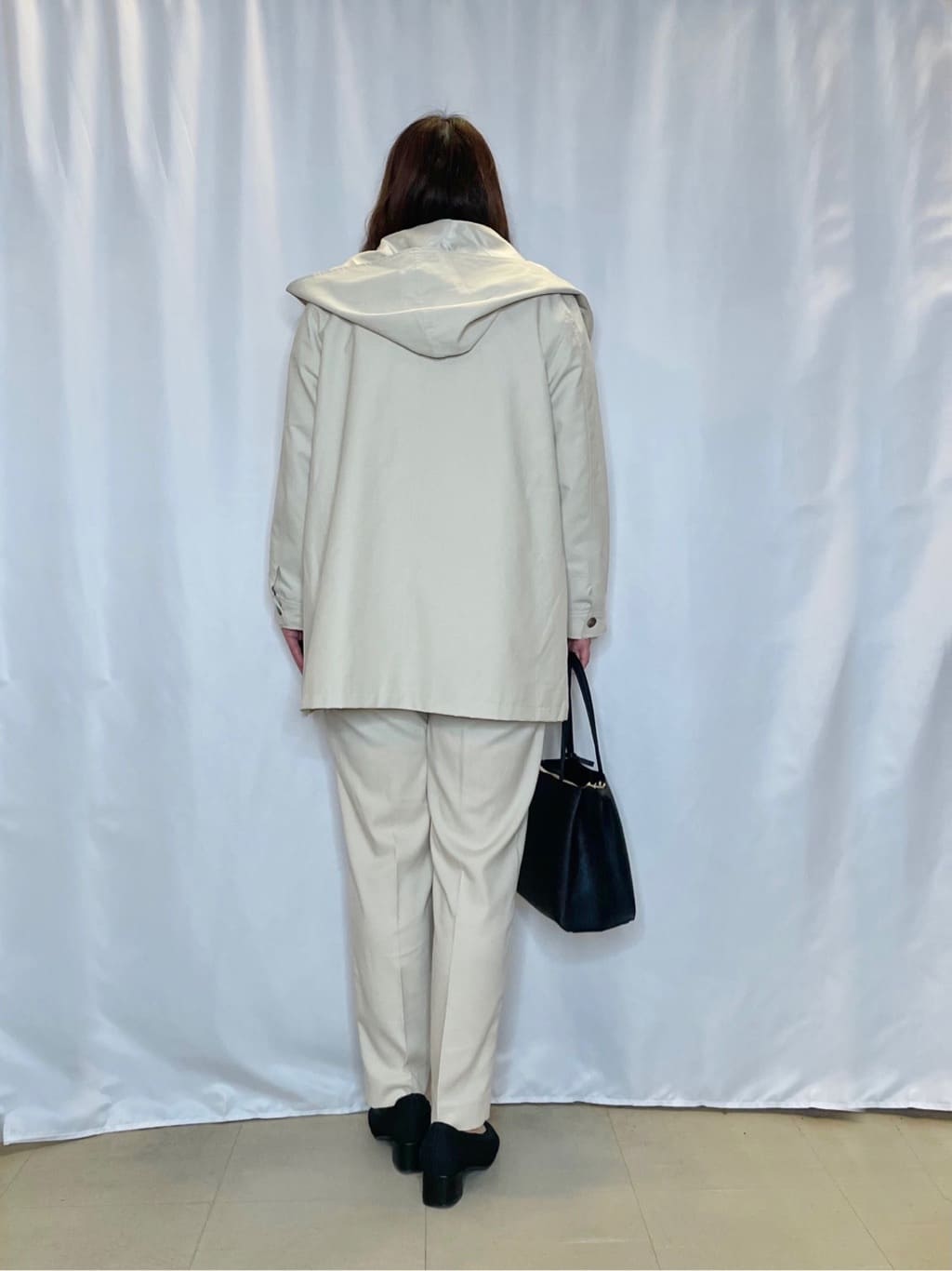 Ayaさんの「SHOO･LA･RUE｜【洗える/SS-3L】すっきりキレイにかっこよく 大人のテーパードパンツ」を使ったコーディネート