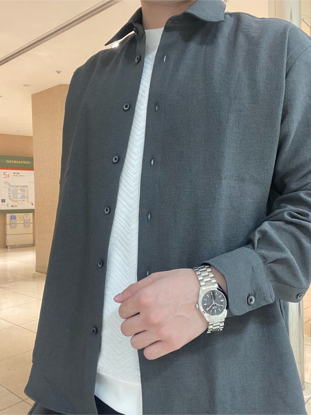 Suehiroさんの「TAKEO KIKUCHI｜」を使ったコーディネート