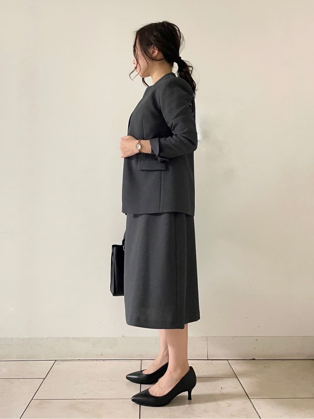 kahoさんの「INDIVI｜【セレモニーにおすすめ！】パール調トップネックレス」を使ったコーディネート