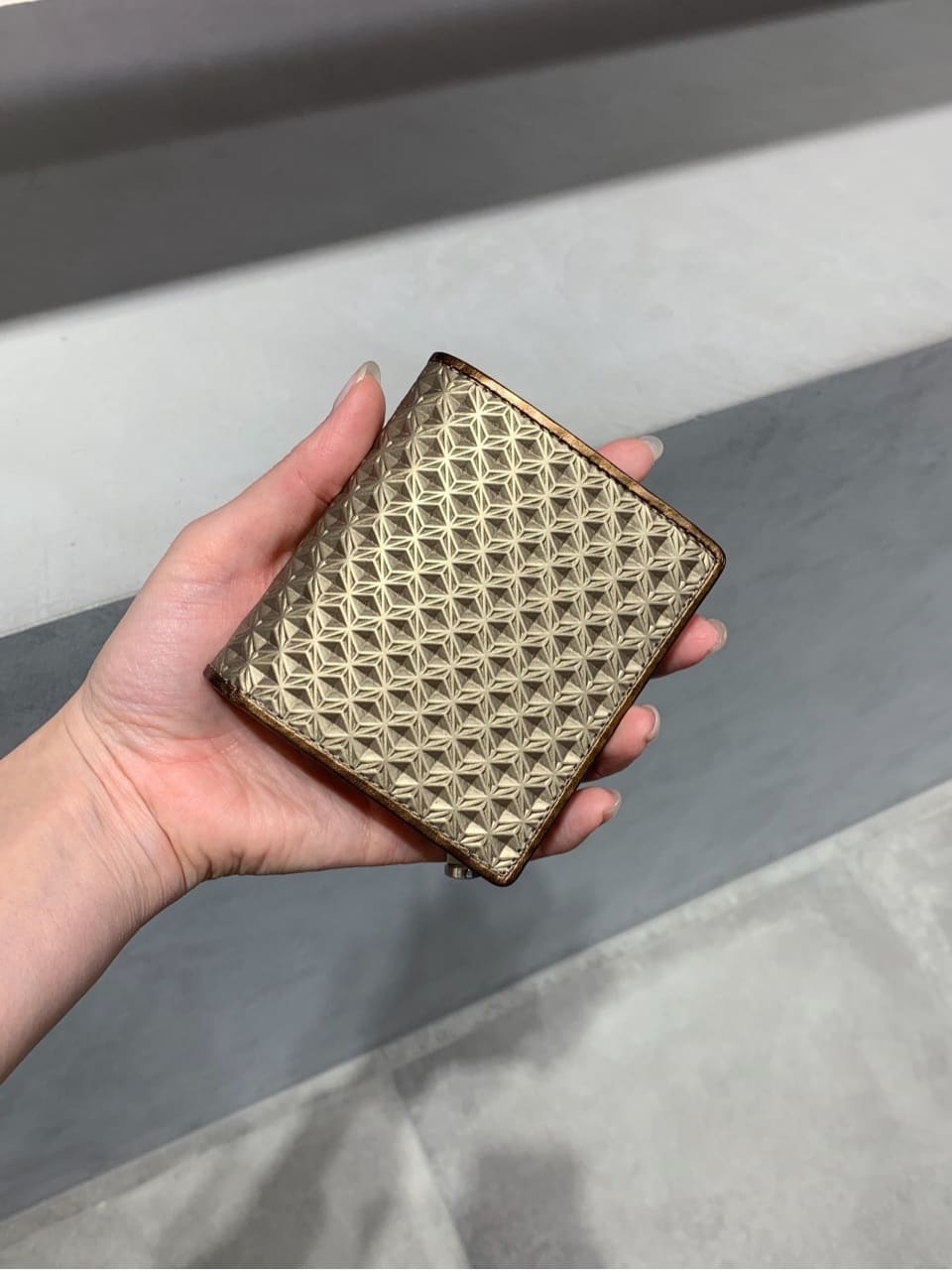 Kさんの「HIROKO HAYASHI｜CARATI（カラーティ）マルチ財布」を使ったコーディネート