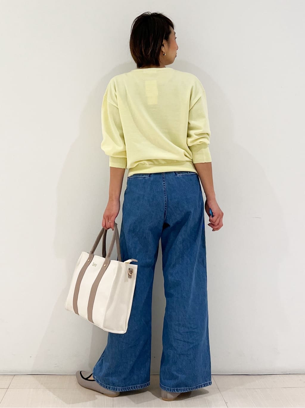 yuuco.さんの「grove｜【Lee別注】スクエアA4 2WAYトート【A4サイズ収納可】」を使ったコーディネート