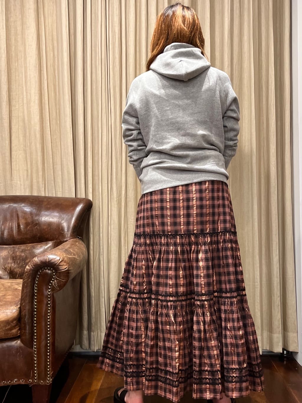 Sasaさんの「DRESSTERIOR｜◆【DRESSTERIOR定番】【WEB限定サイズあり】吊裏毛 パーカー」を使ったコーディネート