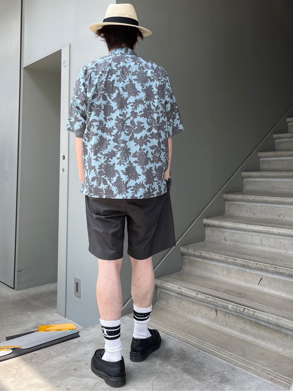 Shintaroさんの「TAKEO KIKUCHI｜【抗菌防臭／5サイズ展開】ハイゲージポンチ Tシャツ」を使ったコーディネート