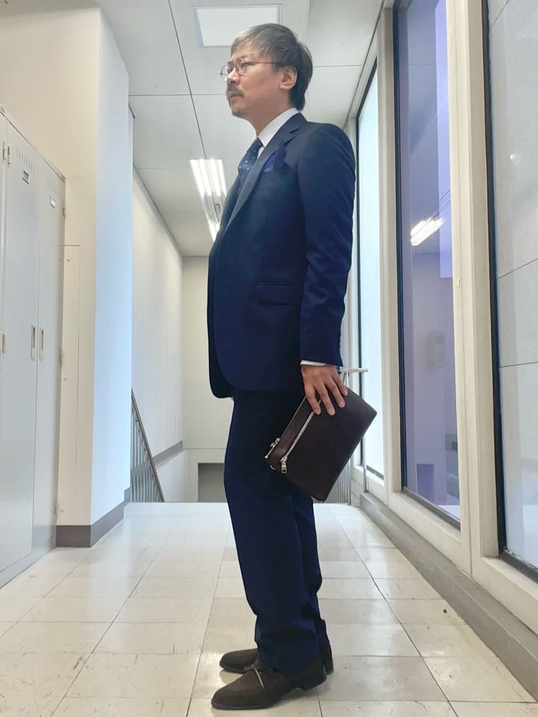 MAKOTO AIさんの「TAKEO KIKUCHI｜【Made in JAPAN】ドビーストライプ ドレス シャツ」を使ったコーディネート