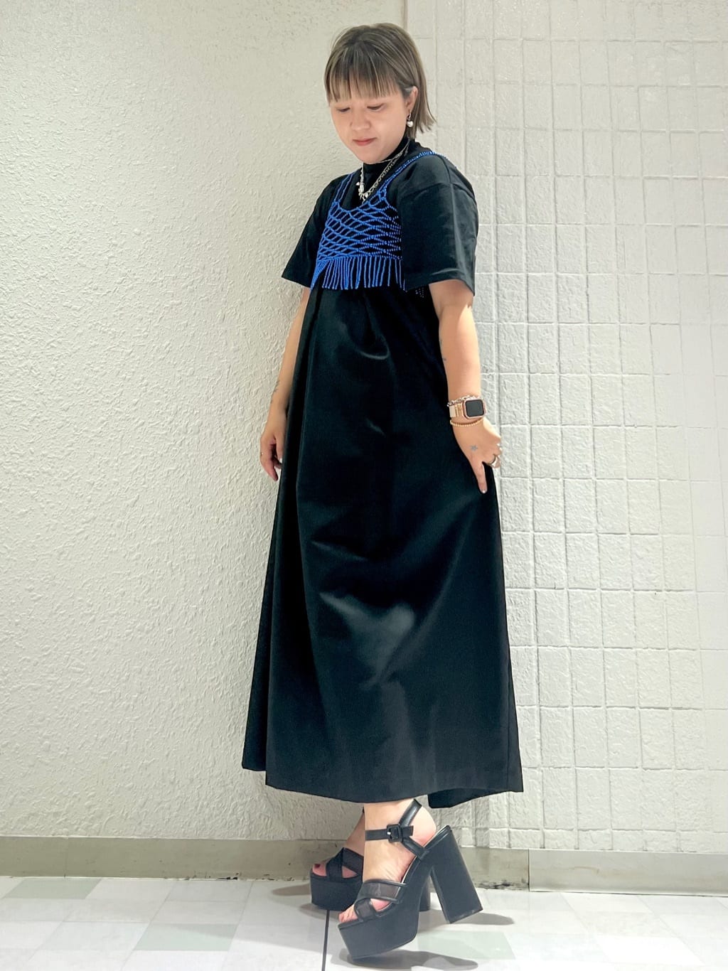 TAKAさんの「ESPERANZA｜◆【ラク盛り／サンダル】リピーター続出／脚長美脚　ラク盛り厚底サンダル　24年Ver」を使ったコーディネート