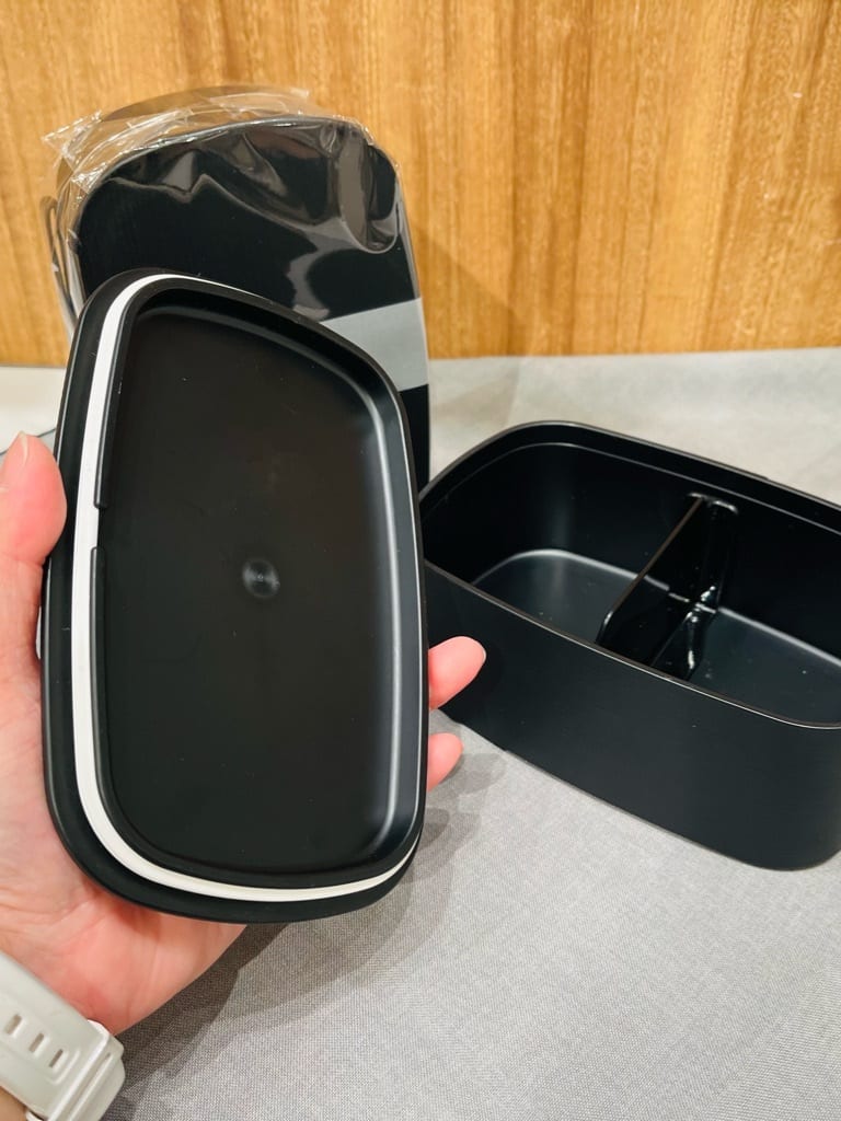 トミーさんの「212 KITCHEN STORE｜わっぱ 一段弁当 マット BK」を使ったコーディネート