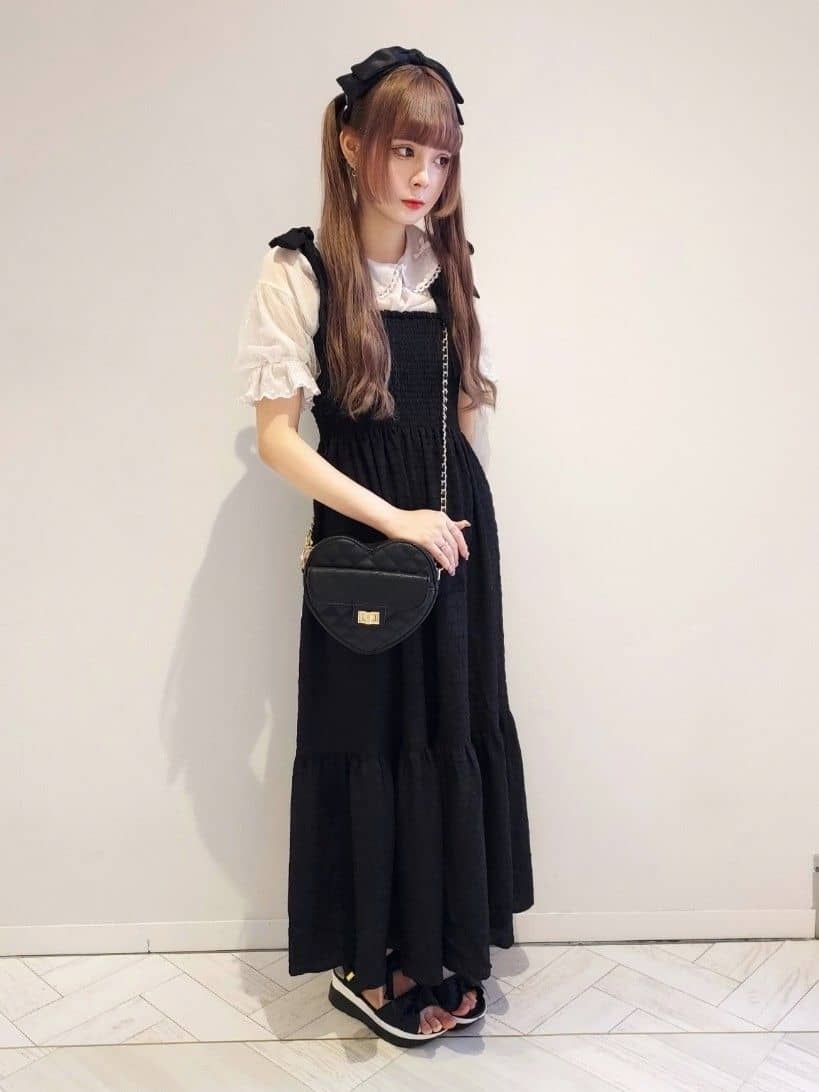 HUANG WEI HSUANさんの「ESPERANZA｜」を使ったコーディネート