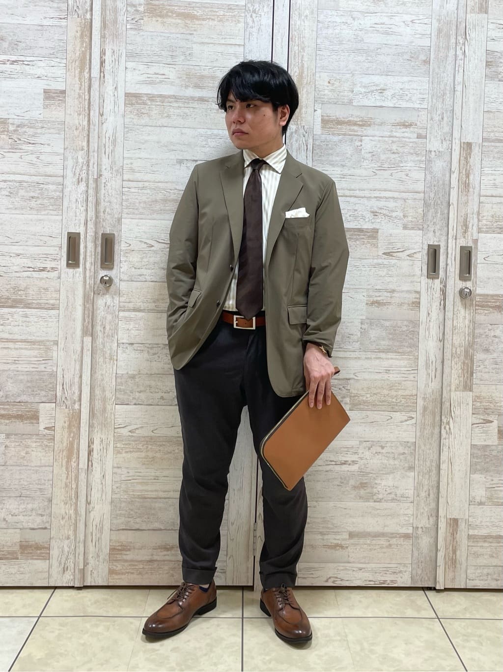 Suehiroさんの「TAKEO KIKUCHI｜【Made in JAPAN】TANGOストライプ ネクタイ」を使ったコーディネート