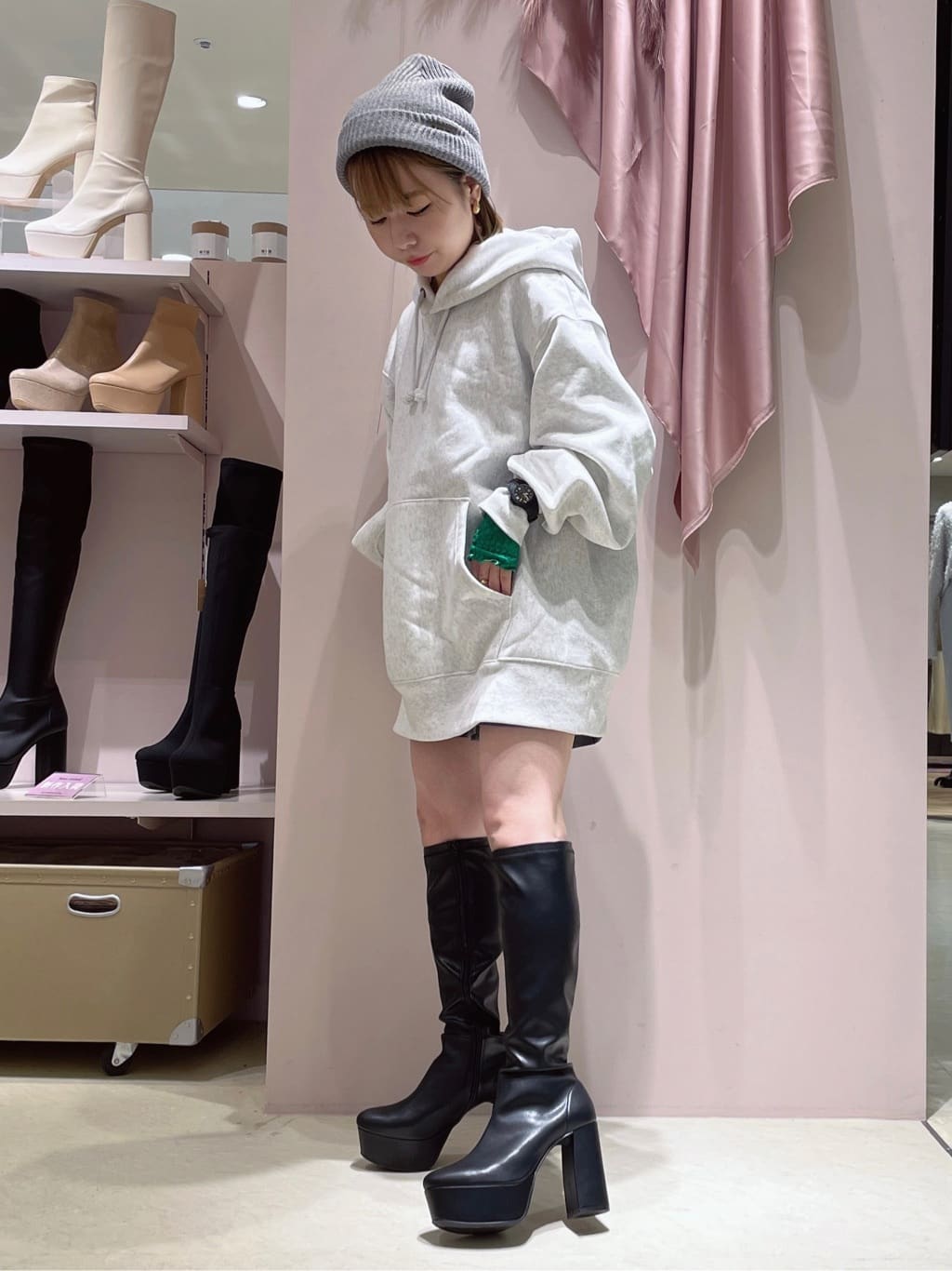 re__さんの「ESPERANZA｜【ラク盛り/約12cm】ラク盛り厚底ロングブーツ」を使ったコーディネート