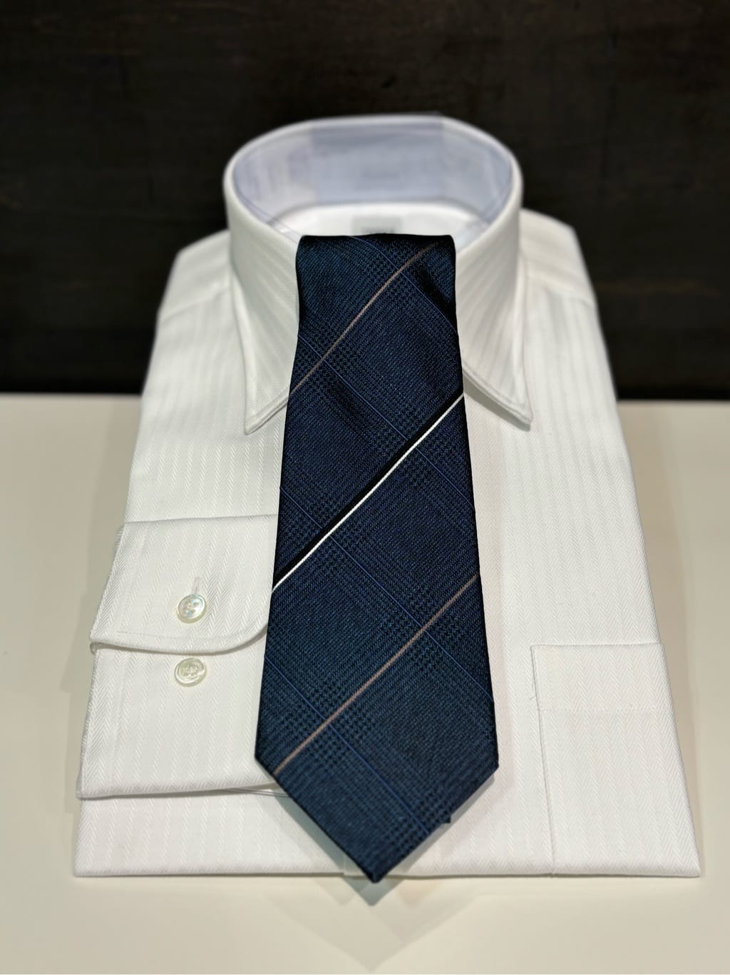 ヒナさんの「TAKEO KIKUCHI｜【Made in JAPAN】番千鳥ウィンドペン柄 ネクタイ」を使ったコーディネート