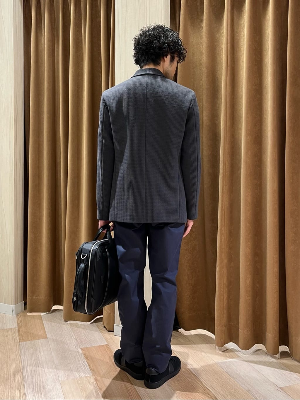 URAさんの「TAKEO KIKUCHI｜【抗菌防臭】クロスウィーブ ジャケット」を使ったコーディネート