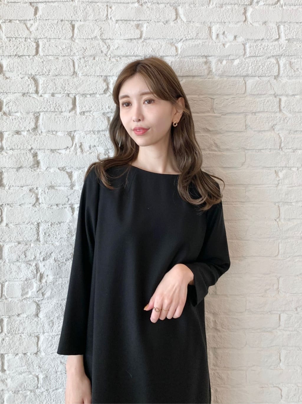 清水夏姫さんの「DRESSTERIOR｜【セットアップ可】ブラックフォーマルワンピース」を使ったコーディネート