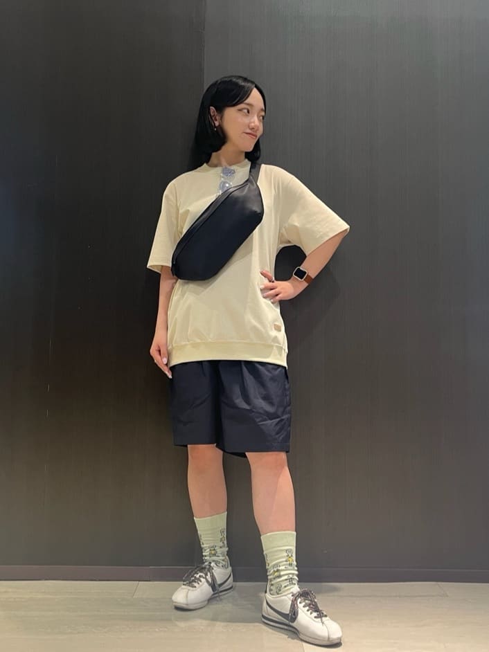 みちゃおさんの「TAKEO KIKUCHI｜【抗菌防臭／5サイズ展開】ハイゲージポンチ Tシャツ」を使ったコーディネート