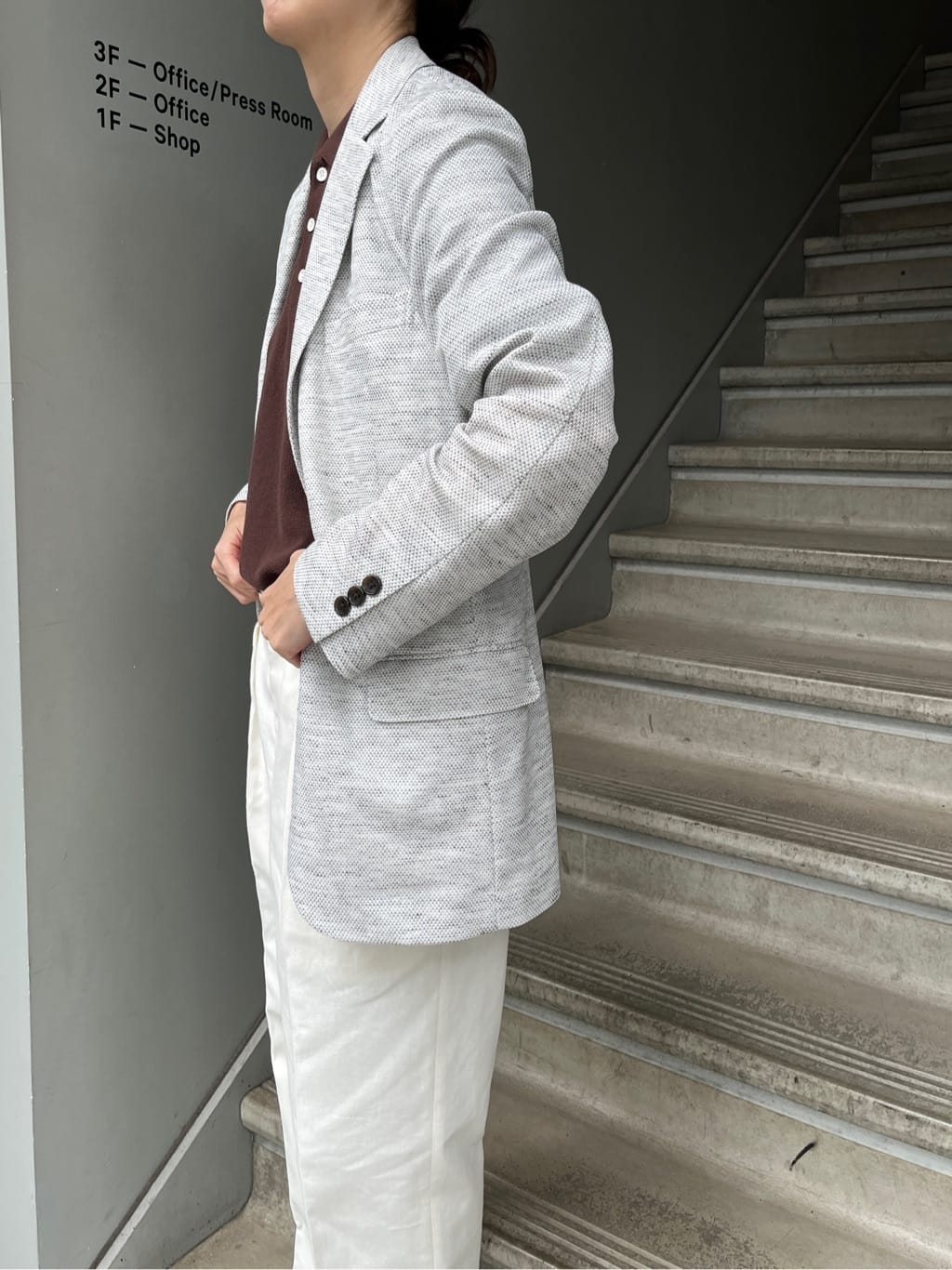 神野（jinno）さんの「TAKEO KIKUCHI｜【尾州織】リネンブレンド メッシュ ジャケット」を使ったコーディネート