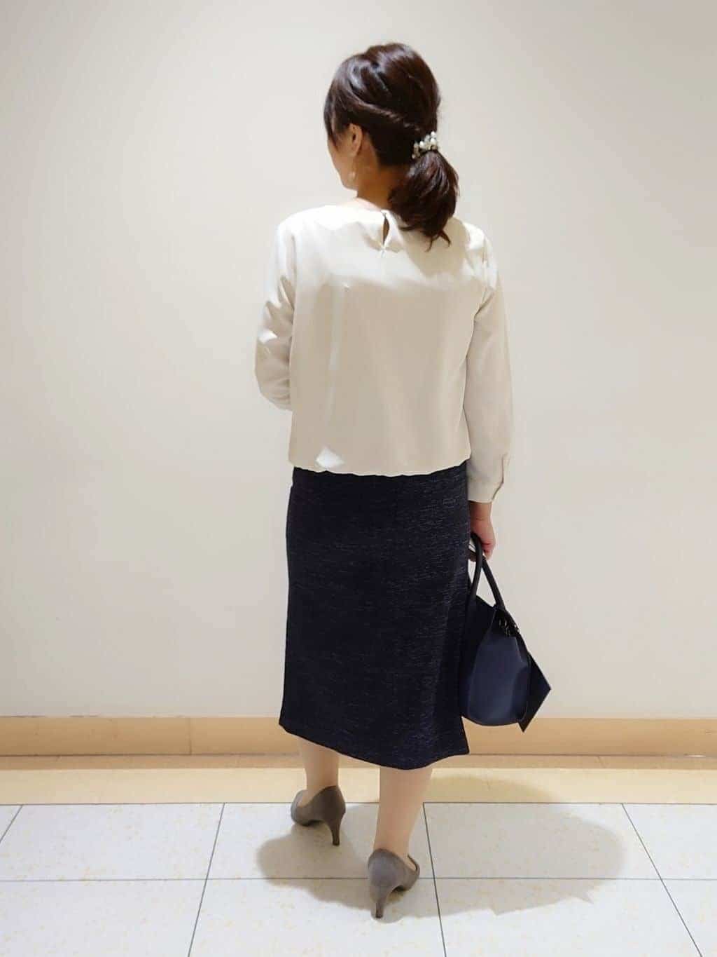 TOMOMIさんの「INDIVI｜◆【合皮／マルチWAY／サブバッグ付】ミニショルダーバッグ」を使ったコーディネート