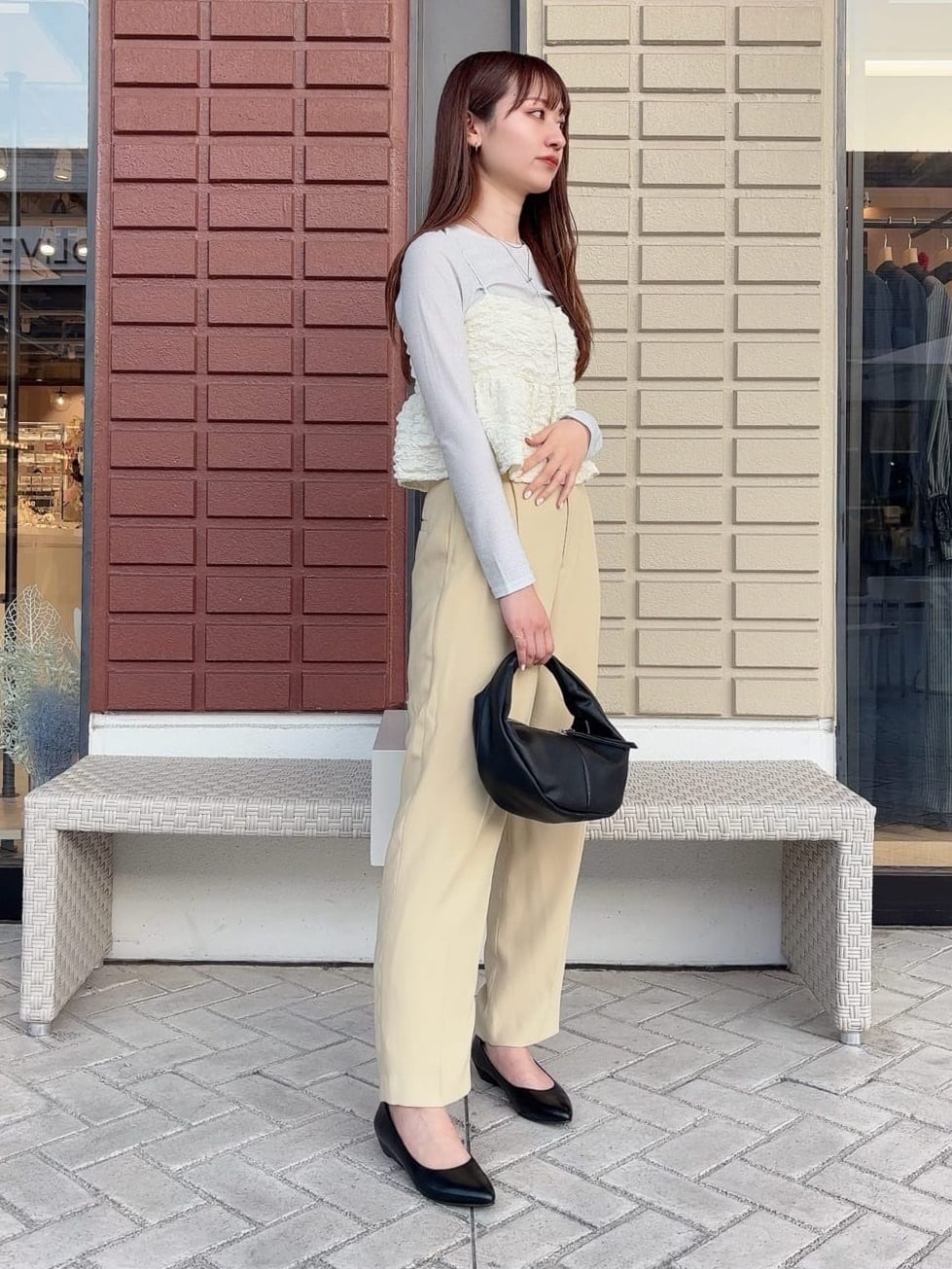 RINAさんの「ESPERANZA｜横型ワンハンドル手提げ」を使ったコーディネート