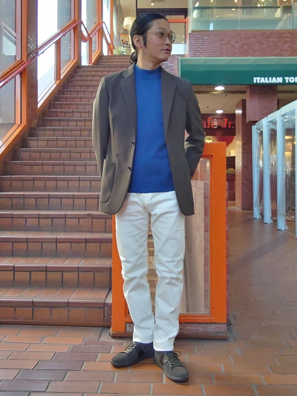 かしげるさんの「TAKEO KIKUCHI｜【Sサイズ～】ストレッチ デニム パンツ」を使ったコーディネート