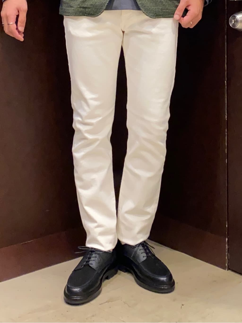 shuheiさんの「TAKEO KIKUCHI｜【Sサイズ～】ストレッチ デニム パンツ」を使ったコーディネート