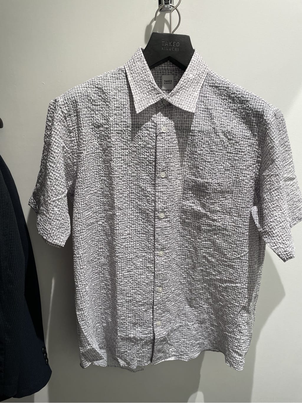 Tightさんの「TAKEO KIKUCHI｜アンティーク調レザー 2つ折り長財布」を使ったコーディネート