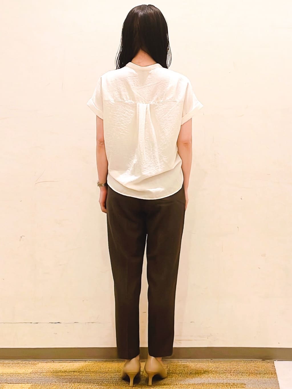 カオハルさんの「index｜【抗菌防臭加工/7cmヒール】ベーシックパンプス/通勤対応」を使ったコーディネート