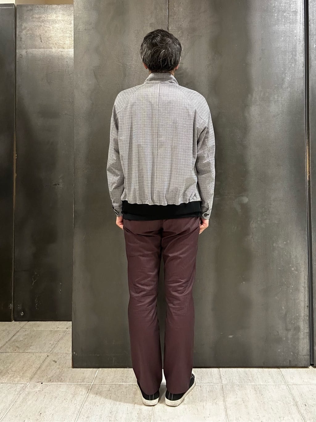coheyさんの「TAKEO KIKUCHI｜【全7サイズ&times;8色展開！】トップマルチヘリンボン パンツ」を使ったコーディネート