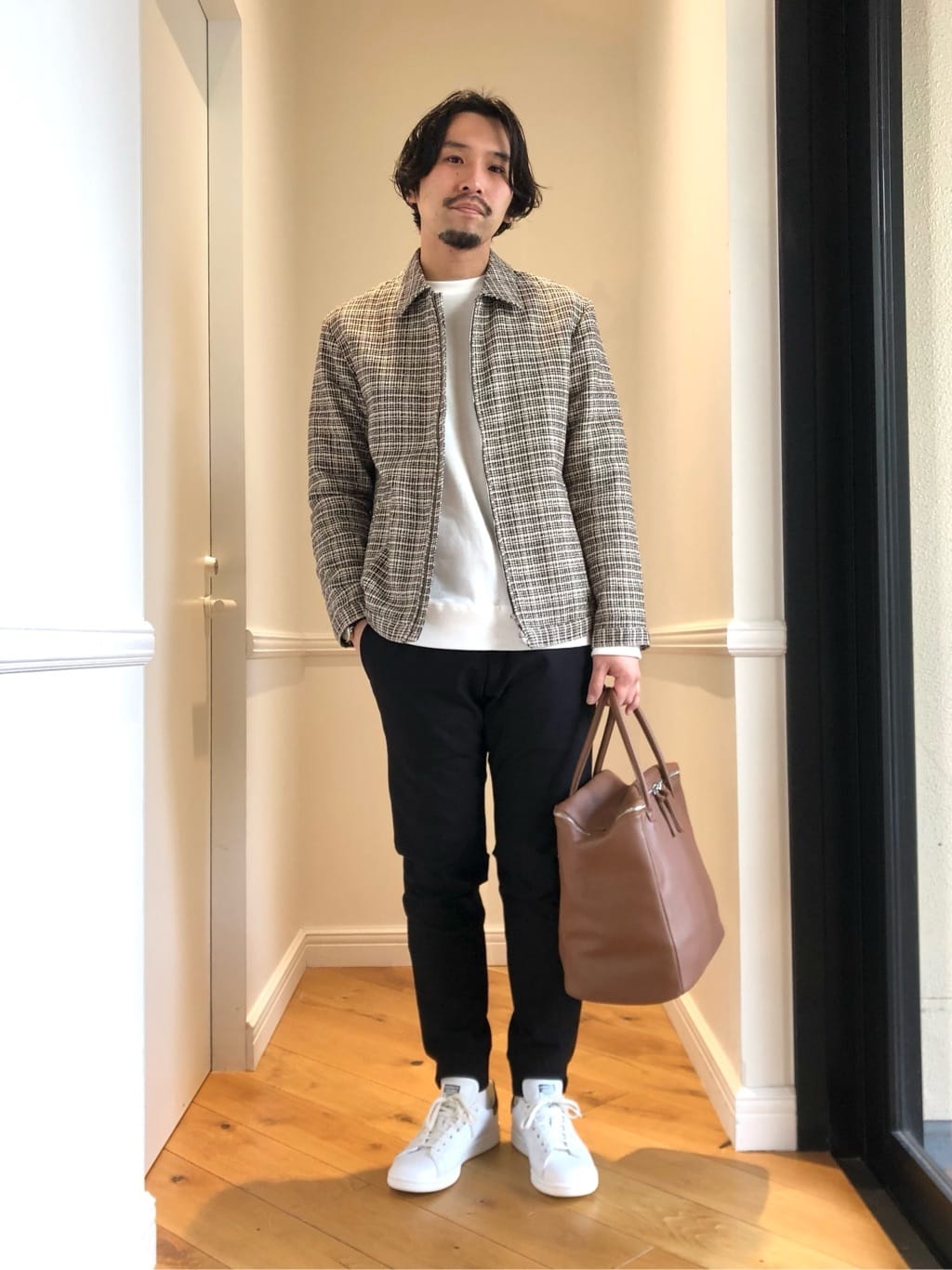 kawarataniさんの「DRESSTERIOR｜エクスクルーシブフライスロングTシャツ」を使ったコーディネート