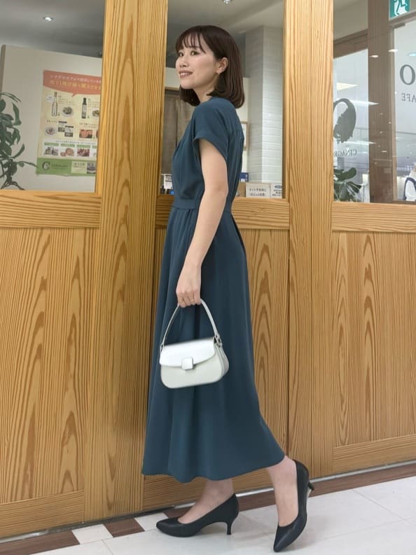 yoshikoさんの「UNTITLED｜【日本製・本革】Comfit Dresser Pumps（コンフィットドレッサーパンプス）」を使ったコーディネート