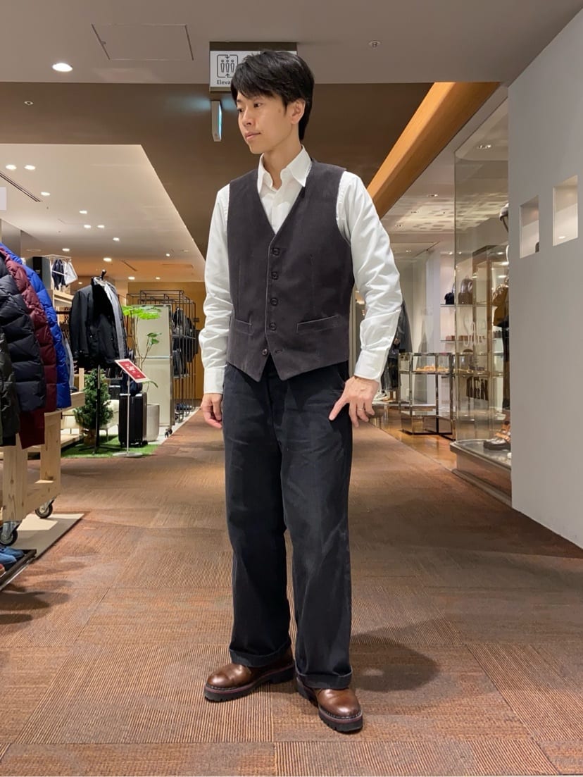 わいずみさんの「TAKEO KIKUCHI｜【Made in JAPAN】ブロード レギュラーカラー ドレスシャツ」を使ったコーディネート