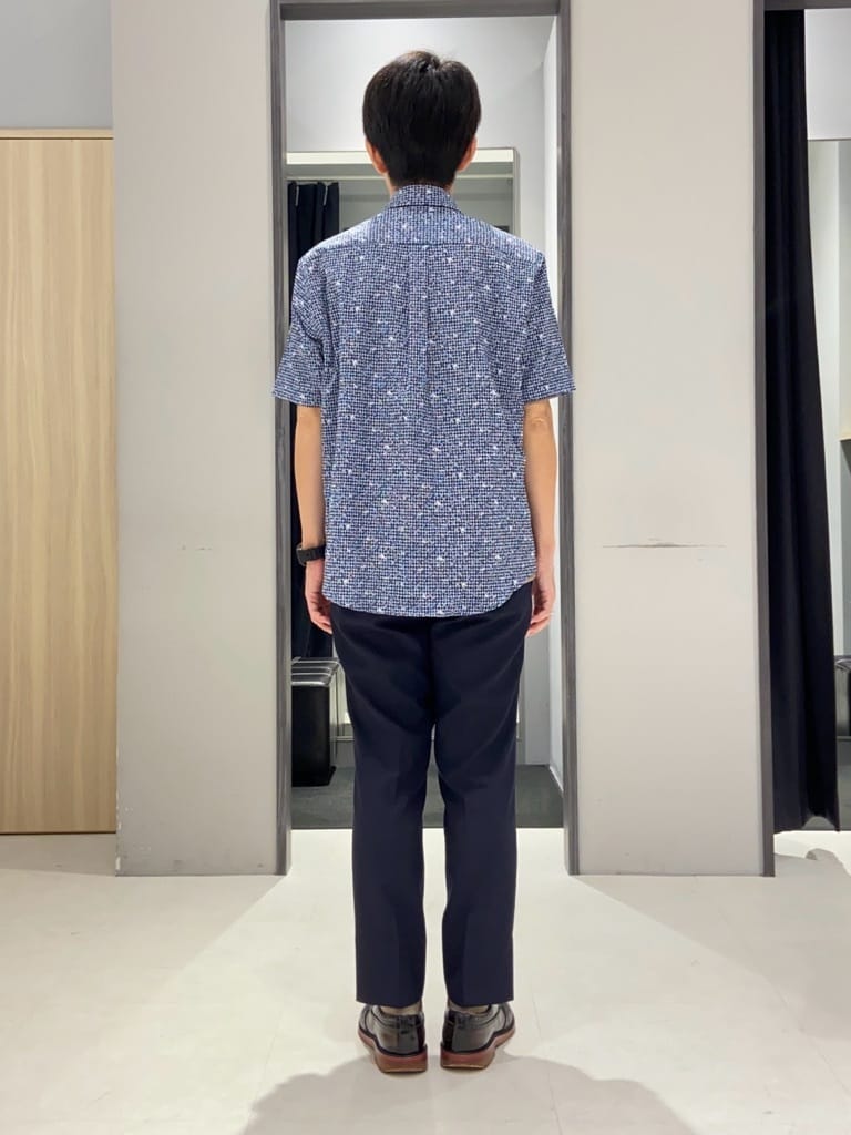 わいずみさんの「TAKEO KIKUCHI｜【撥水】ライトウェイト ボディバッグ」を使ったコーディネート