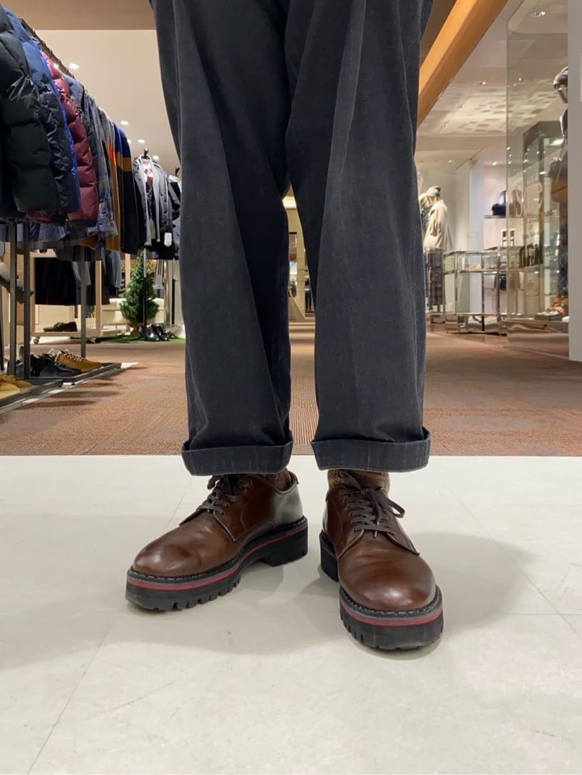 わいずみさんの「TAKEO KIKUCHI｜【Made in JAPAN】ブロード レギュラーカラー ドレスシャツ」を使ったコーディネート