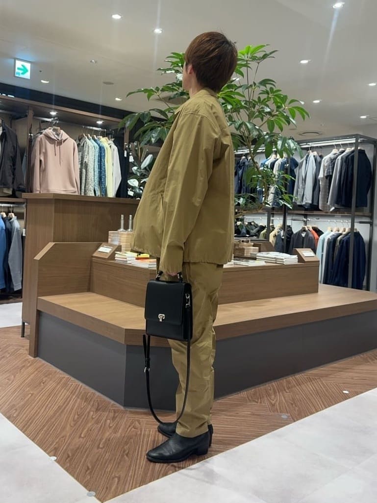 ゆうさんの「TAKEO KIKUCHI｜【抗菌防臭／5サイズ展開】ハイゲージポンチ Tシャツ」を使ったコーディネート