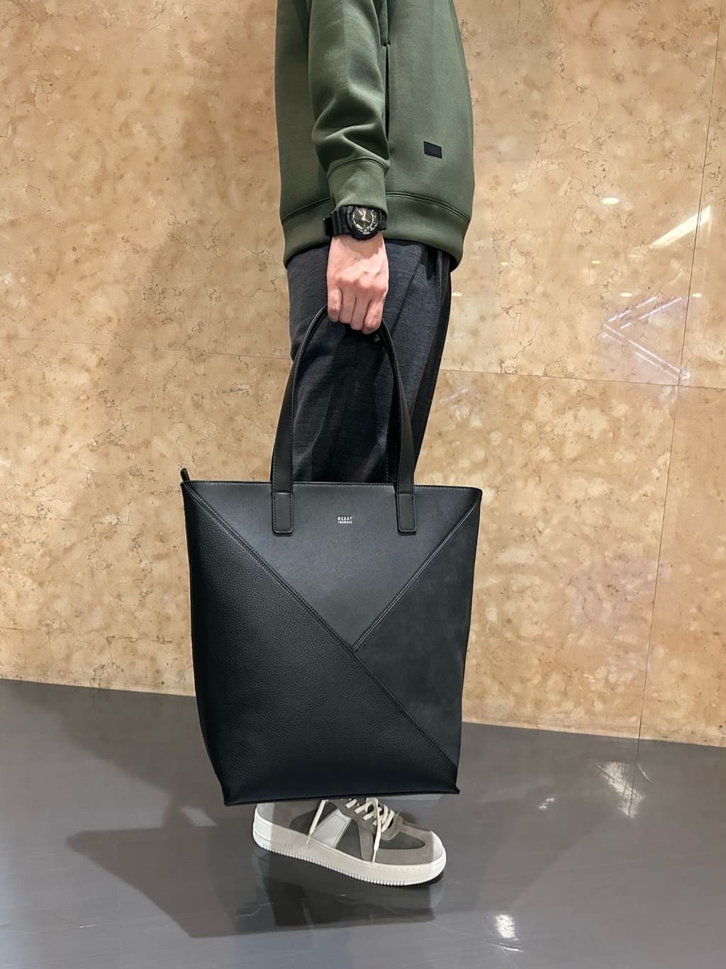 DDDさんの「TAKEO KIKUCHI｜【Sサイズ～】エアダン プルオーバー パーカ」を使ったコーディネート