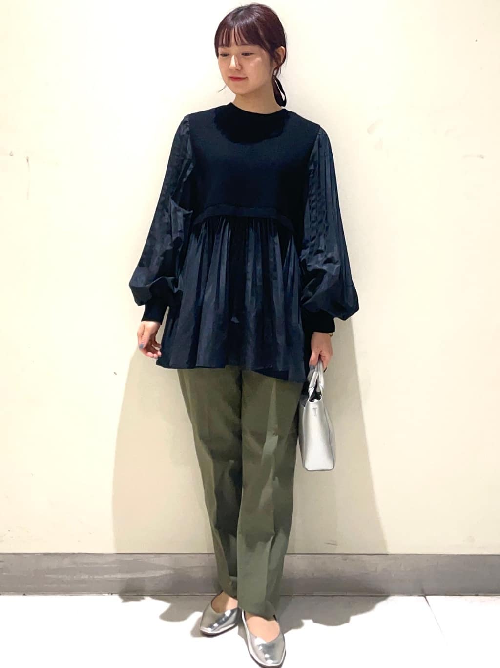きみさんの「OPAQUE.CLIP｜ストレッチベイカーパンツ／オーガニックコットン混【洗濯機洗い可／ストレッチ】」を使ったコーディネート