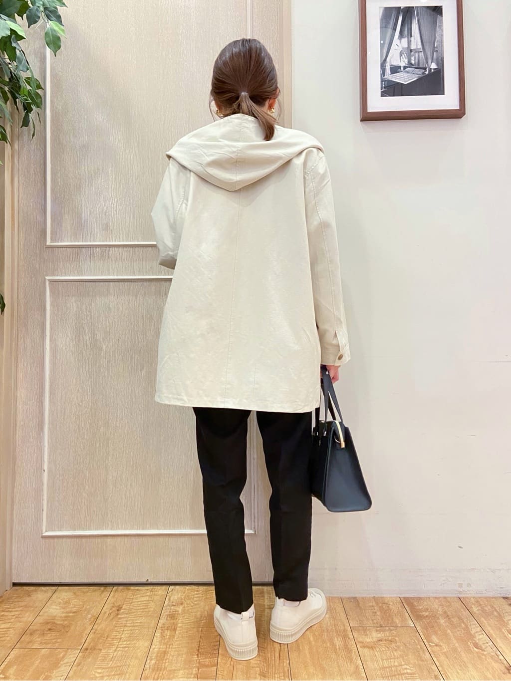 なみさんの「SHOO･LA･RUE｜【洗える/SS-3L】すっきりキレイにかっこよく 大人のテーパードパンツ」を使ったコーディネート