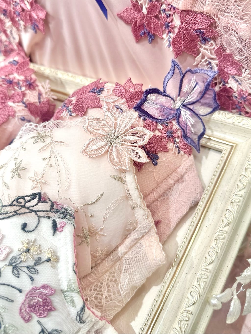 nishiさんの「Risa Magli｜エレーナ スリップ」を使ったコーディネート