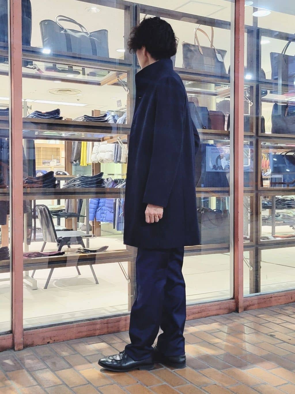 piroyaさんの「TAKEO KIKUCHI｜【ウールカシミヤブレンド】ビーバー調 スタンドカラー コート」を使ったコーディネート