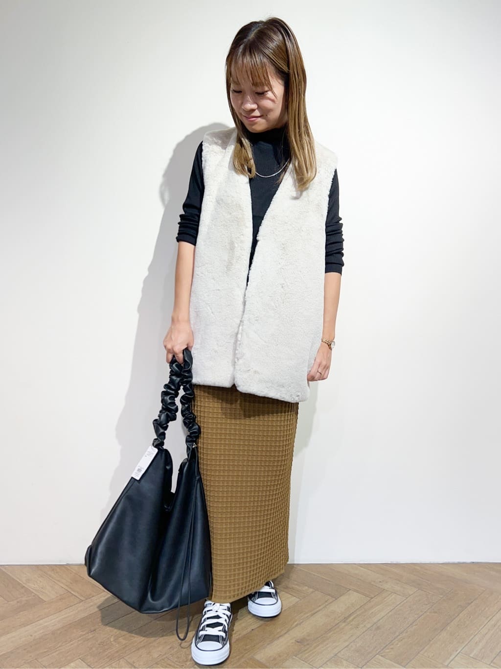 meeさんの「OPAQUE.CLIP｜CONVERSE キャンバス オールスター HI」を使ったコーディネート