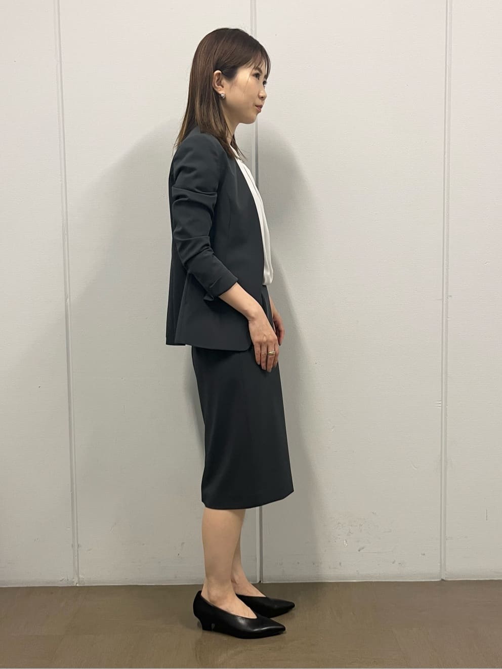 shokoさんの「INDIVI｜【定番スーツ/洗える/UVケア】ストレッチノーカラージャケット」を使ったコーディネート