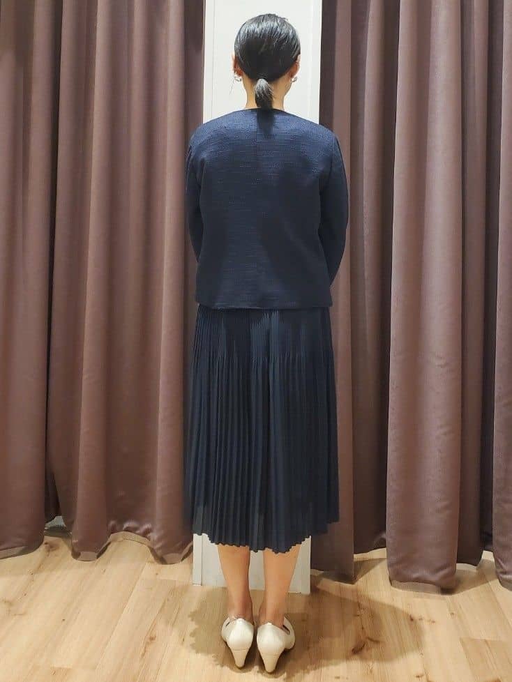 さくさんの「grove｜【セレモニー対応】フラワーシフォンコサージュ」を使ったコーディネート