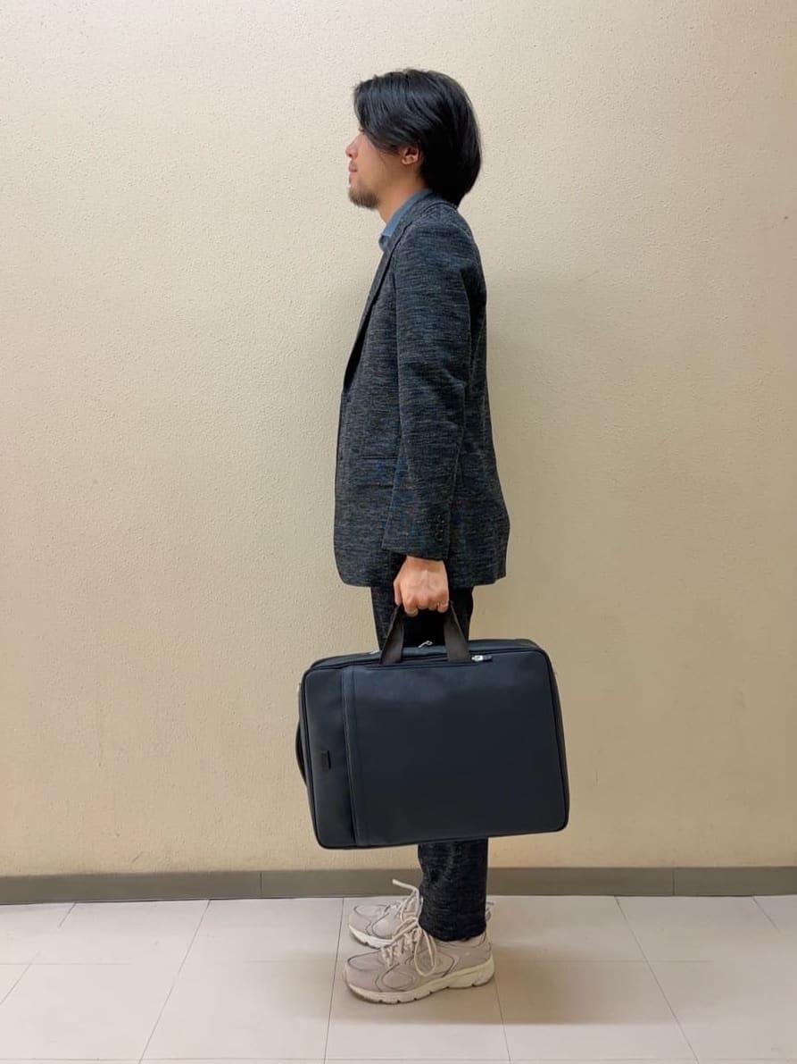 及川さんの「TAKEO KIKUCHI｜【尾州織】リネンブレンド メッシュ ジャケット」を使ったコーディネート